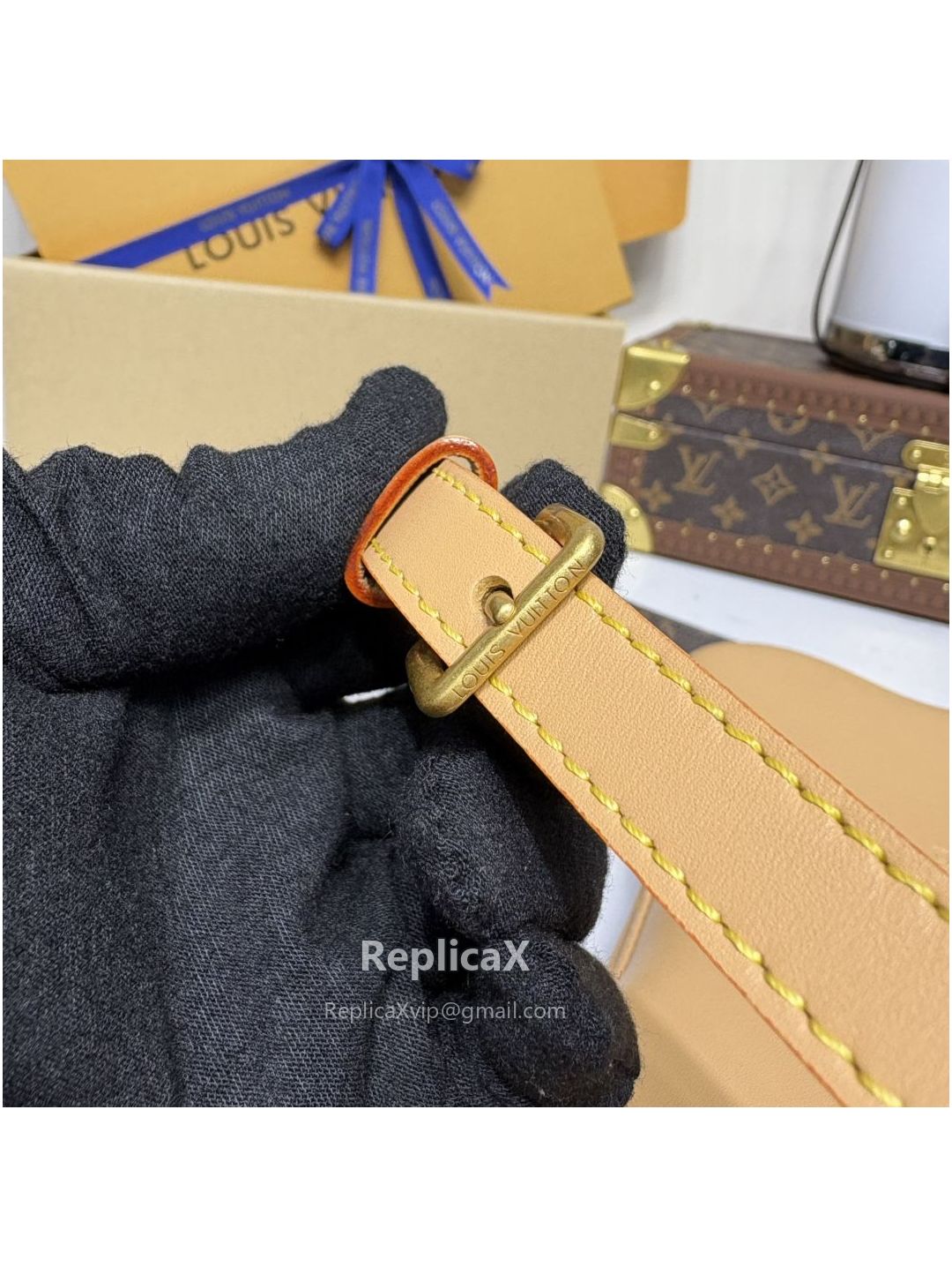 Louis Vuitton VLM M12615 in dark brown monogram canvas
