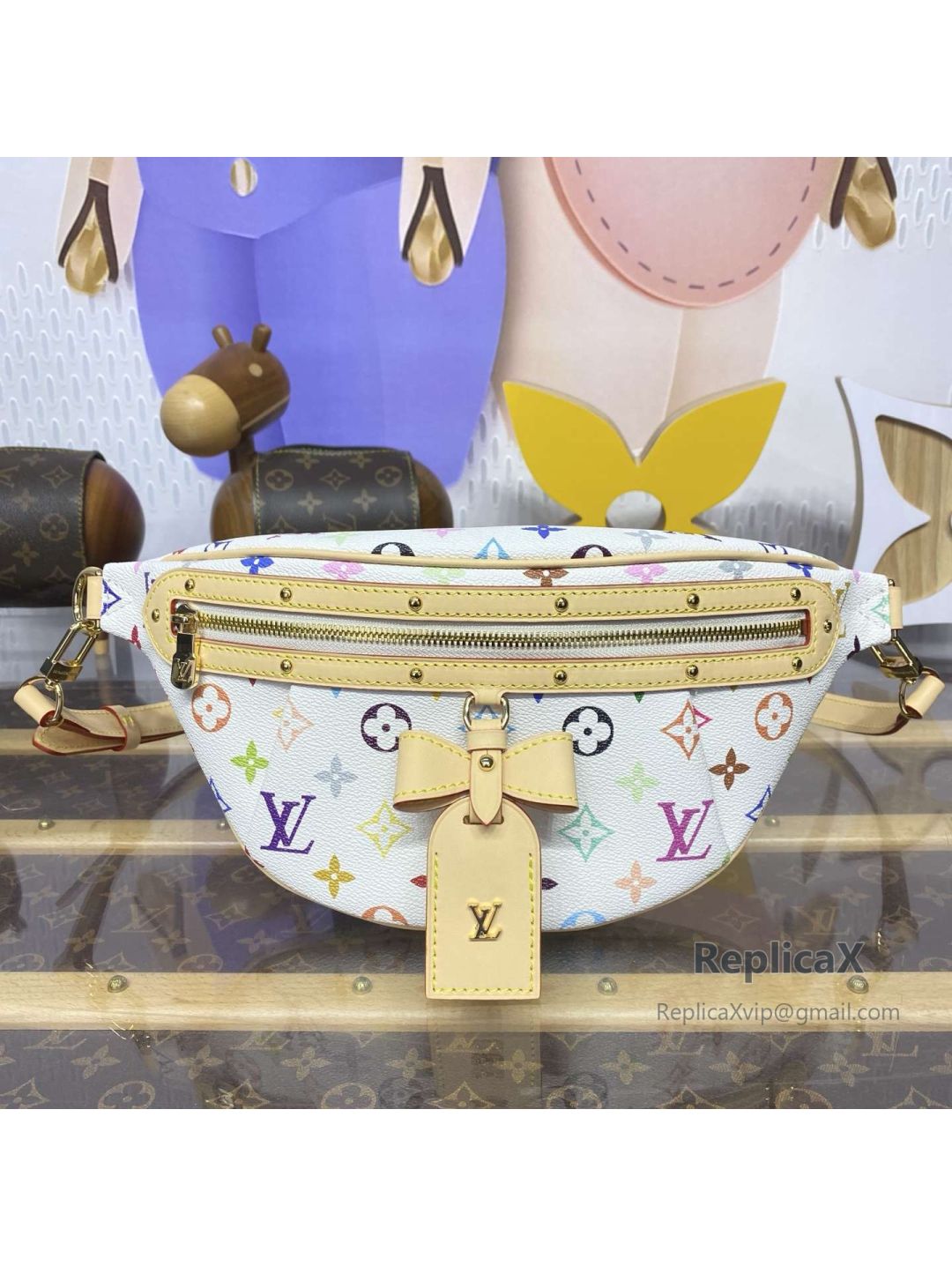 Louis Vuitton Bumbag in white monogram canvas M13660