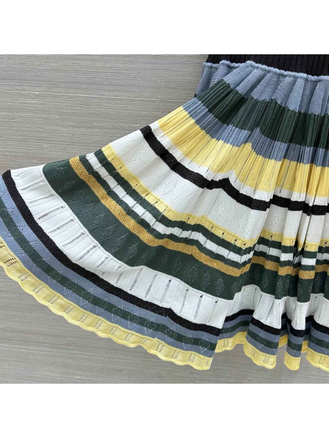 Alaia Crew Neck Sleeveless Dress in Multicolor