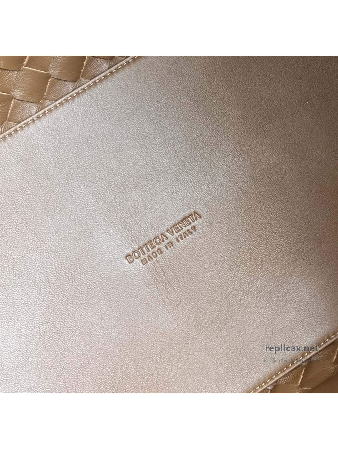 Bottega Veneta Andiamo Large Suede Tote Bag Camel