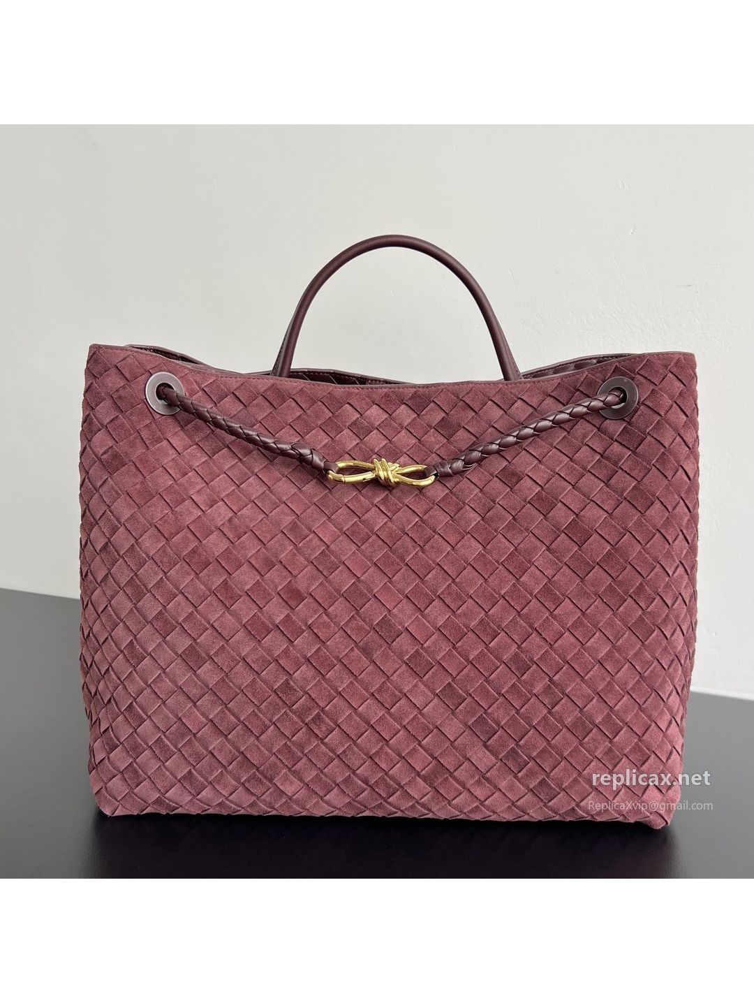 Bottega Veneta Andiamo Large Suede Tote Bag Wine