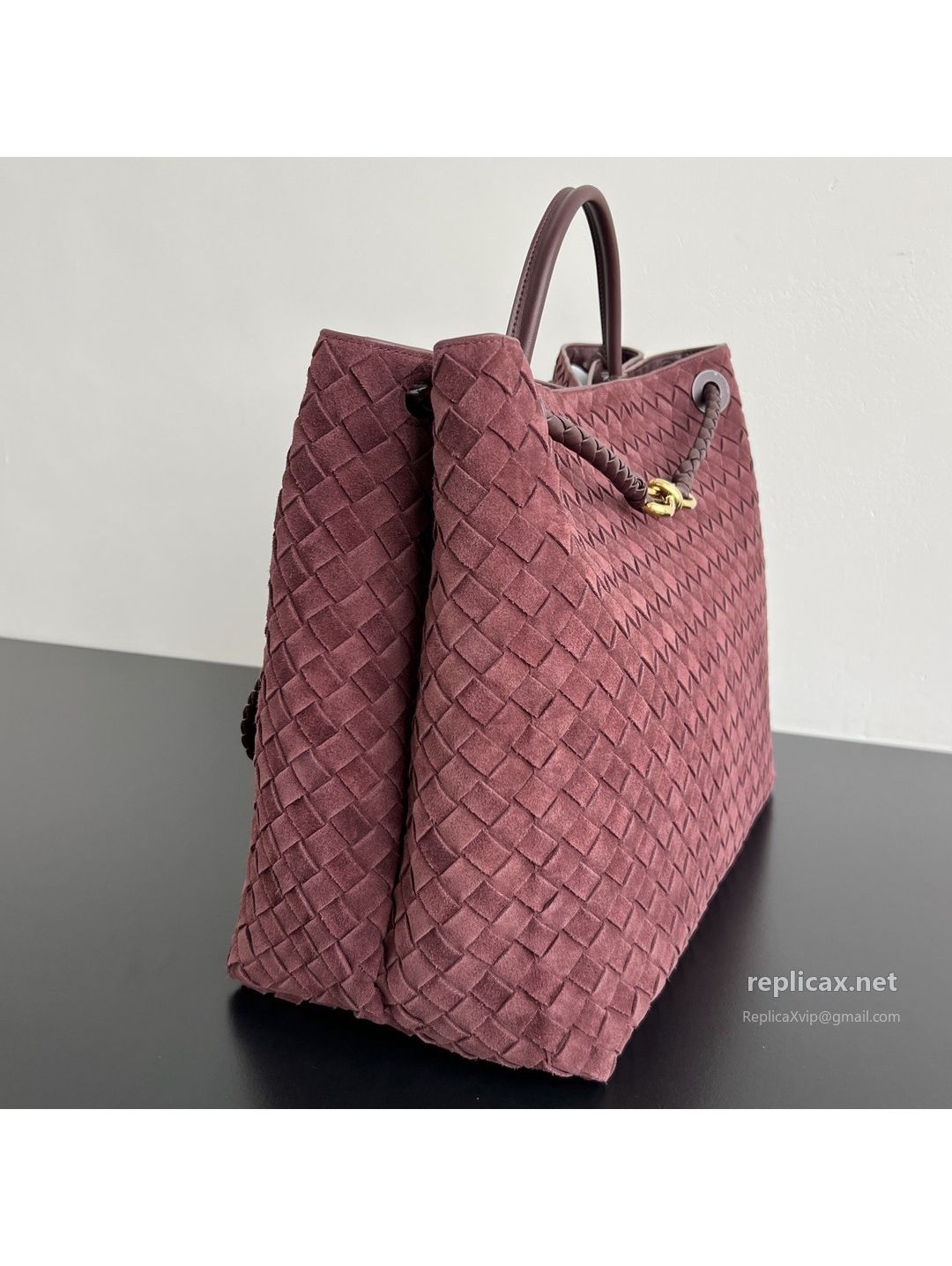 Bottega Veneta Andiamo Large Suede Tote Bag Wine