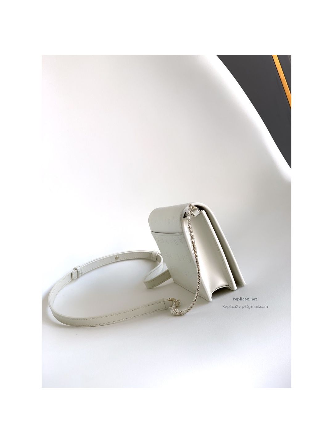 Bvlgari Infinitum Logo Chain Wallet Diamond White Calfskin