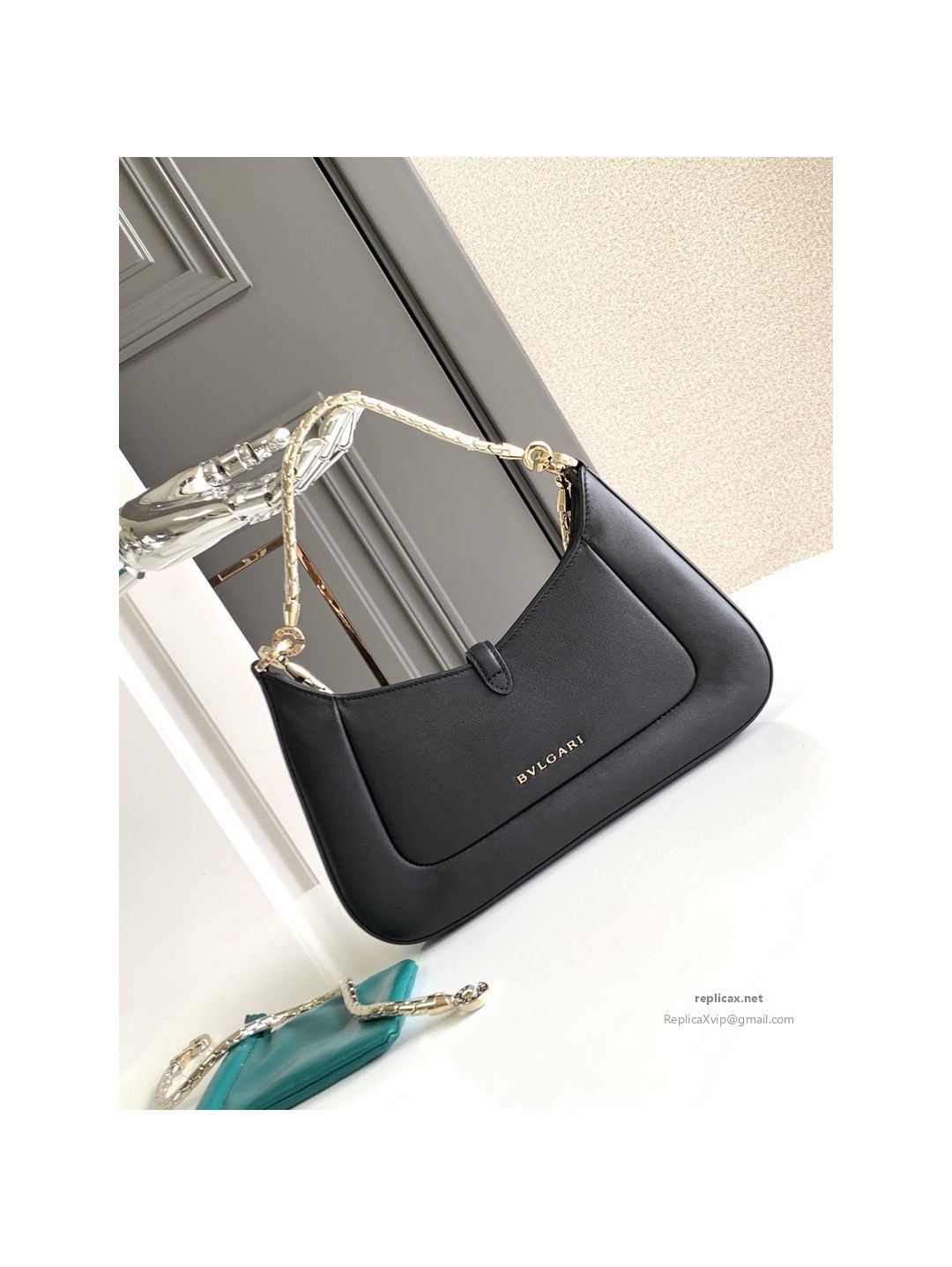 Bvlgari Serpenti Baia Small Shoulder Bag Black Urban Calfskin