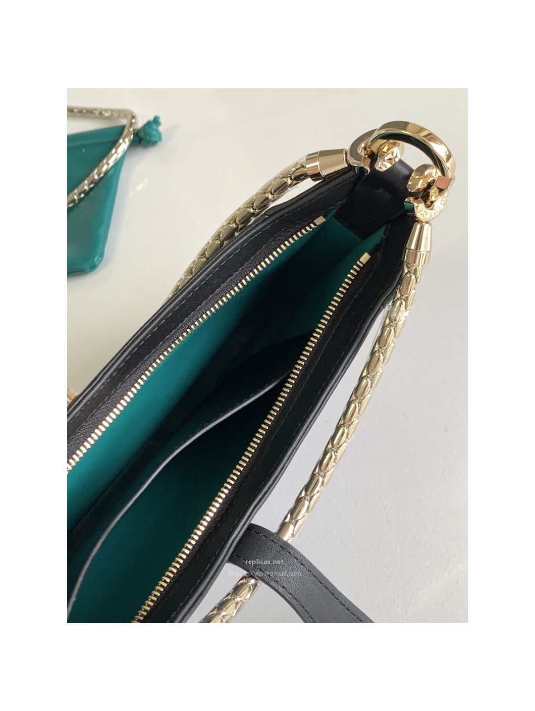 Bvlgari Serpenti Baia Small Shoulder Bag Black Urban Calfskin