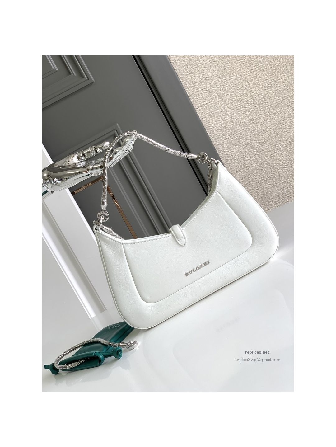 Bvlgari Serpenti Baia Small Shoulder Bag Diamond White Urban Calfskin