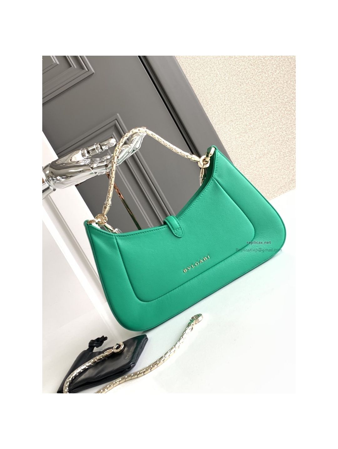 Bvlgari Serpenti Baia Small Shoulder Bag Emerald Green Urban Calfskin