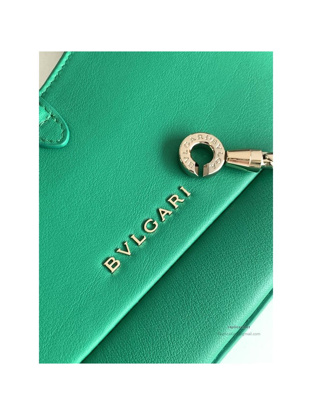 Bvlgari Serpenti Baia Small Shoulder Bag Emerald Green Urban Calfskin