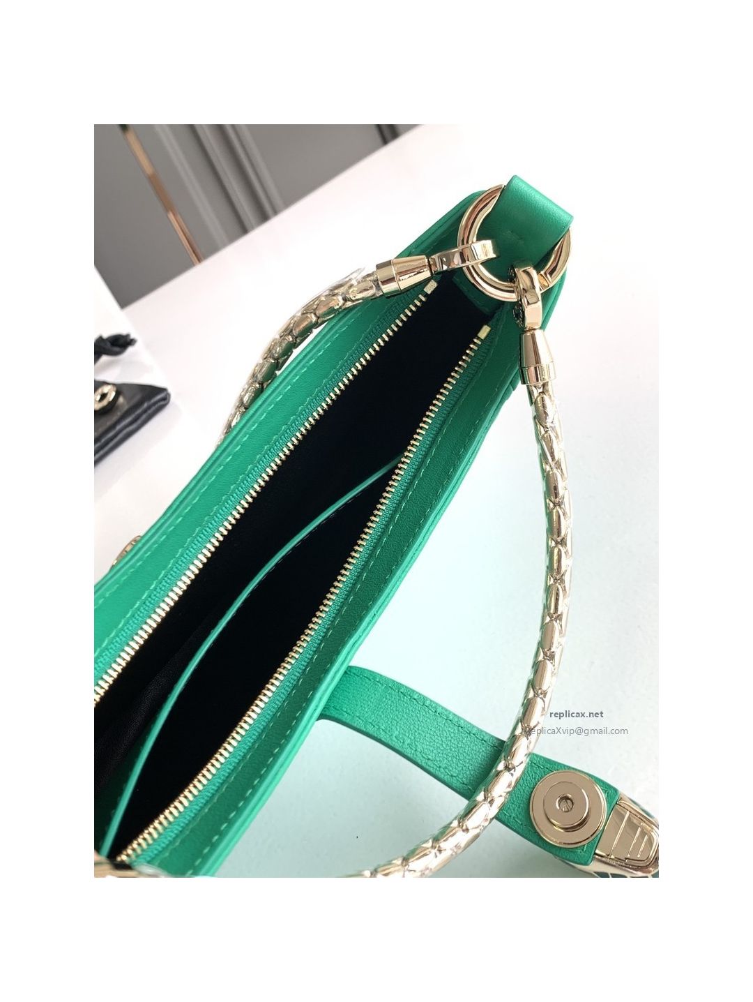 Bvlgari Serpenti Baia Small Shoulder Bag Emerald Green Urban Calfskin