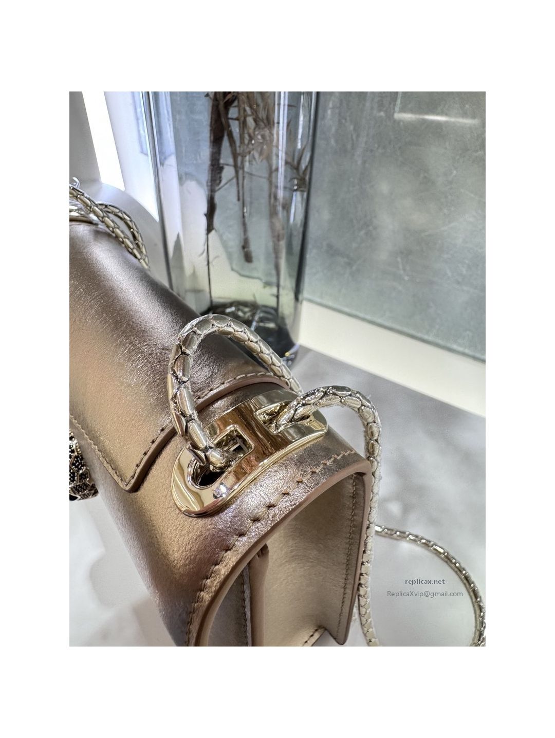 Bvlgari Serpenti Forever Day-to-Night Small Shoulder Bag Light Gold Textured Calfskin