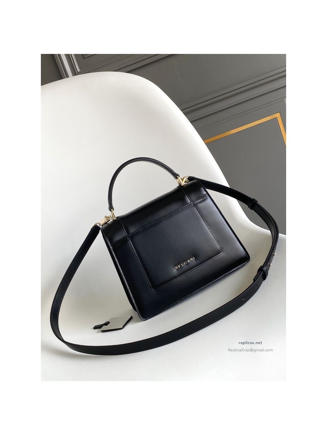 Bvlgari Serpenti Forever Medium Top Handle Bag Black Calfskin
