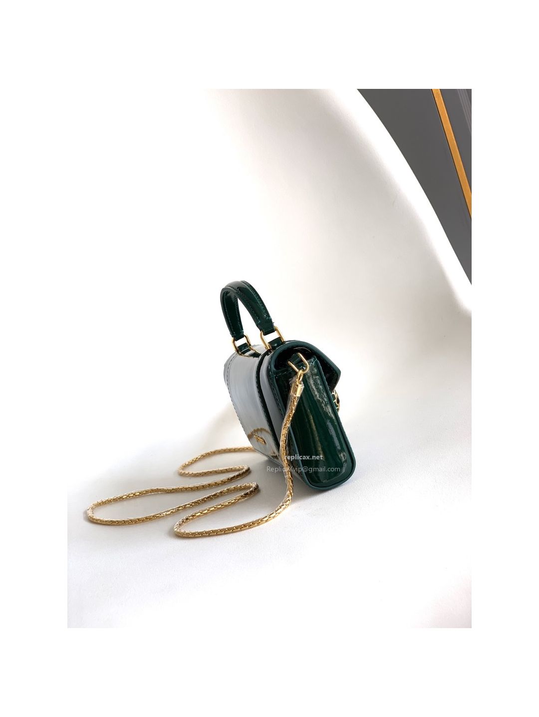 Bvlgari Serpenti Forever Phone Bag Dark Green Patent Leather