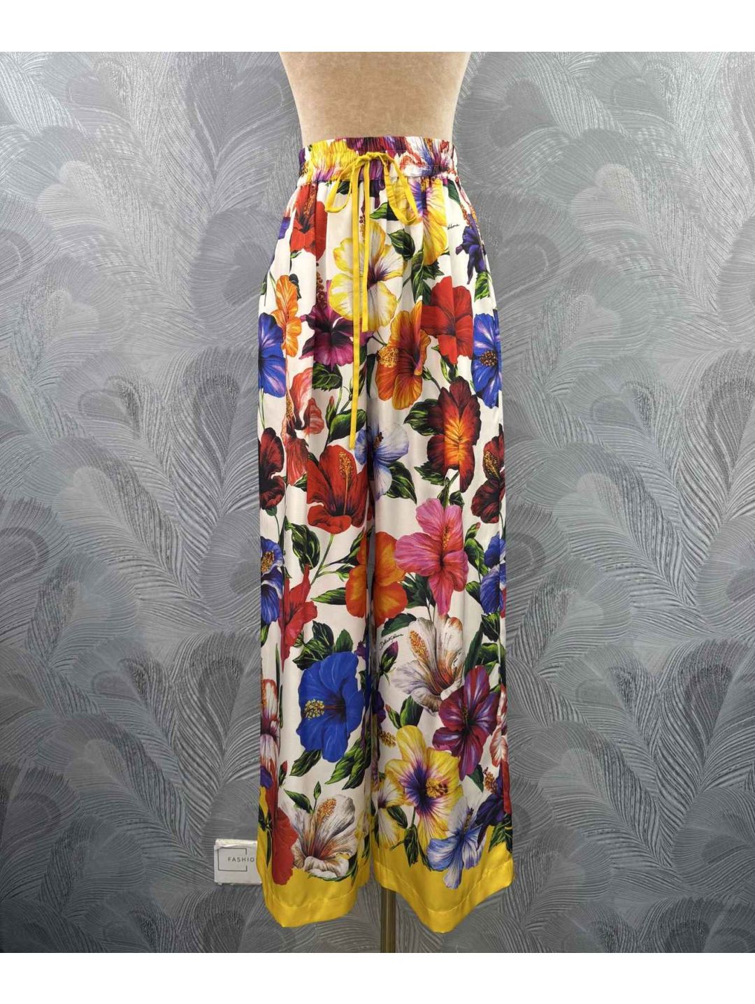 Dolce & Gabbana Silk Floral Pants in Multicolor