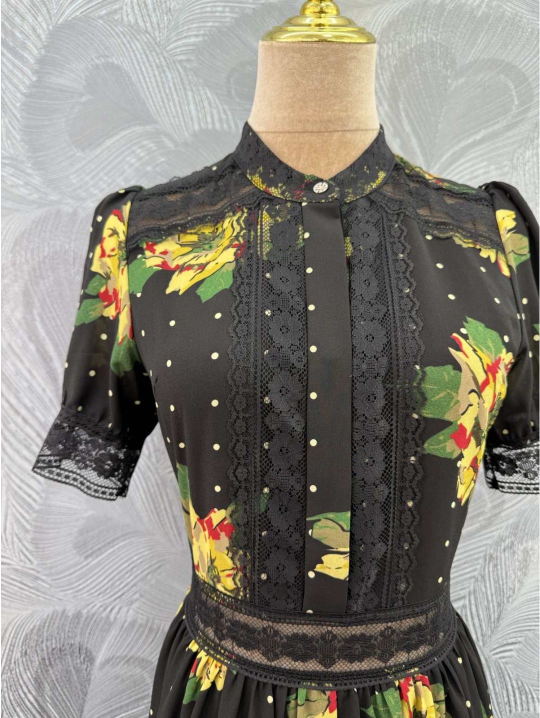 Dolce & Gabbana Stand Collar Short Sleeve Dress in Multicolor