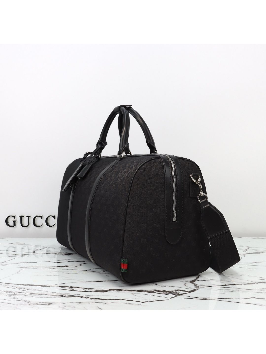gg-canvas-boston-bag-in-black-rxgui292533-02