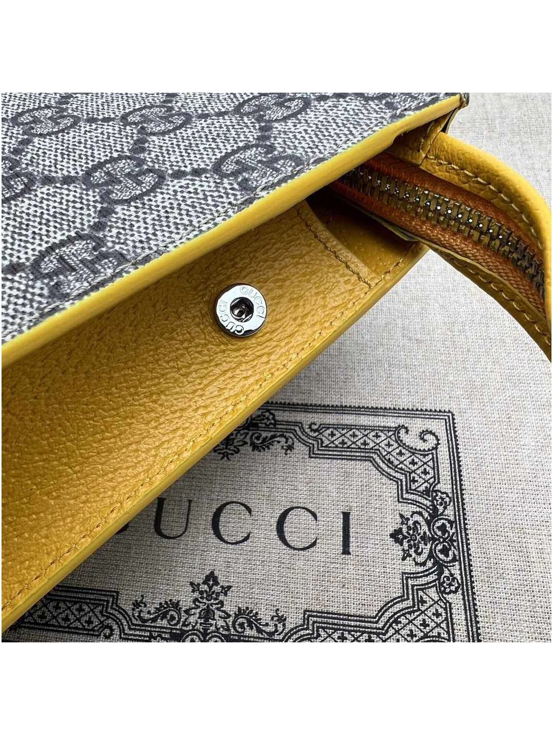 gg-canvas-clutch-in-beige-yellow-rxgui292390-07