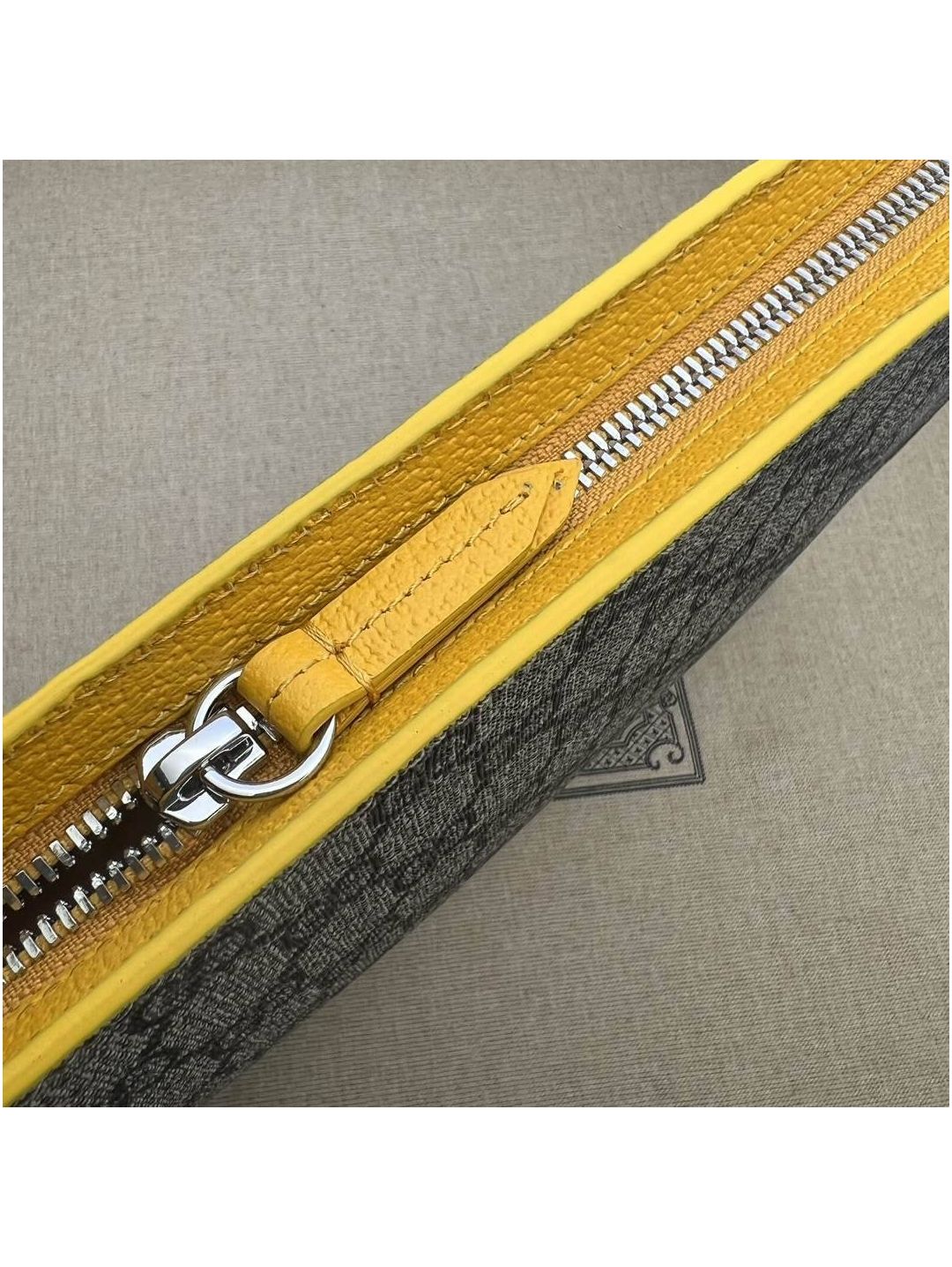 gg-canvas-clutch-in-beige-yellow-rxgui292390-08