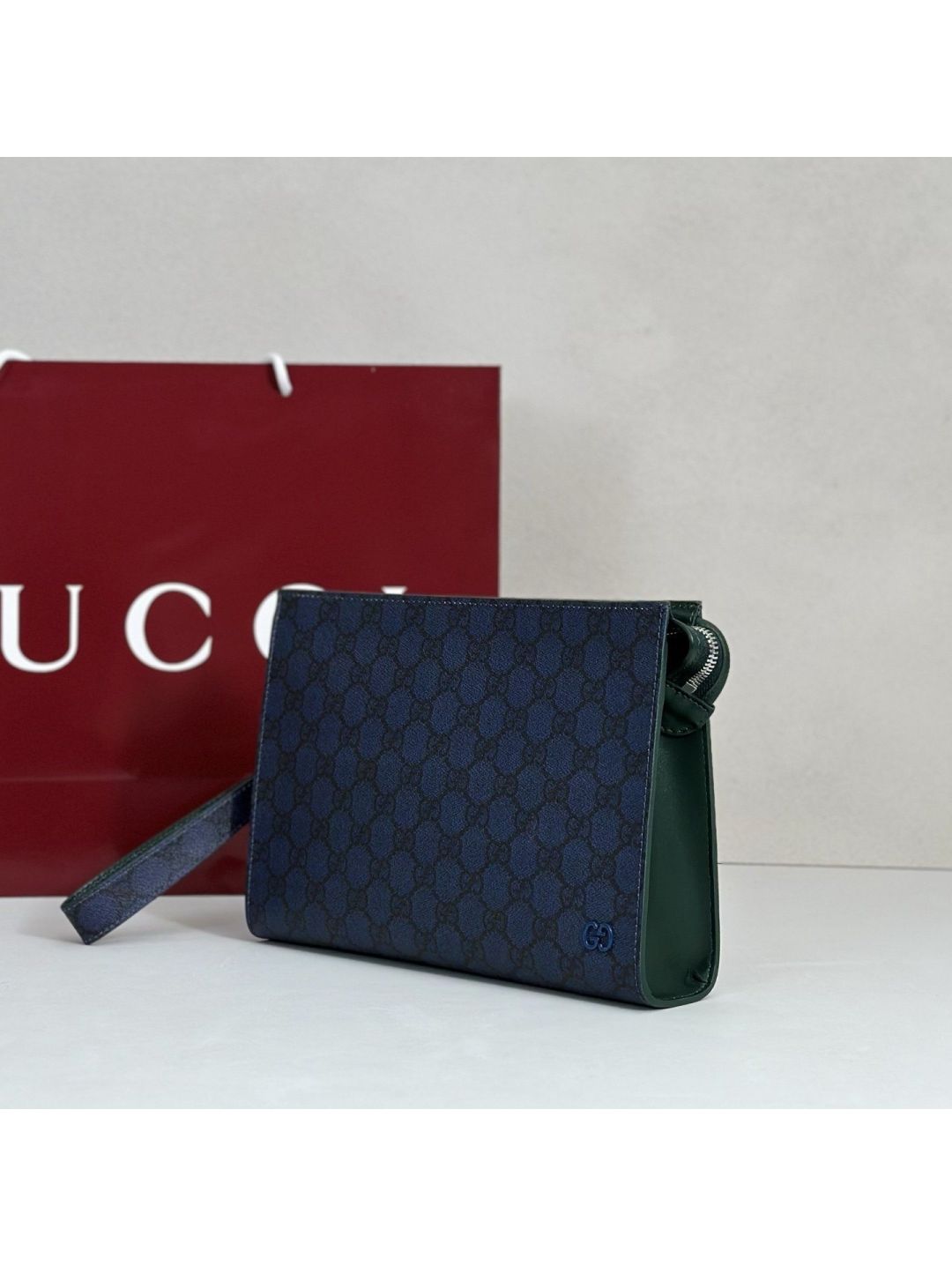 gg-canvas-clutch-in-blue-green-rxgui292408-02