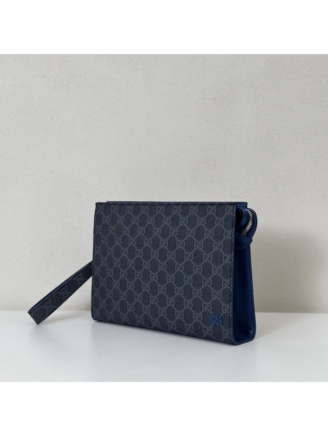 gg-canvas-clutch-in-navy-rxgui292389-02