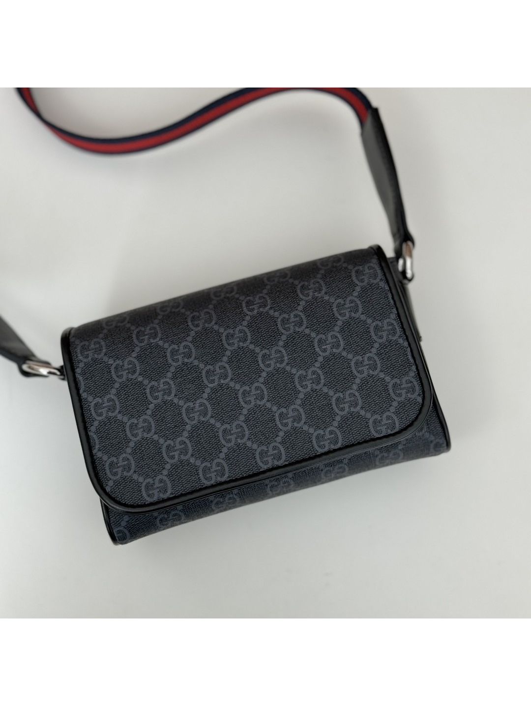 gg-canvas-flap-crossbody-bag-in-black-rxgui292469-05