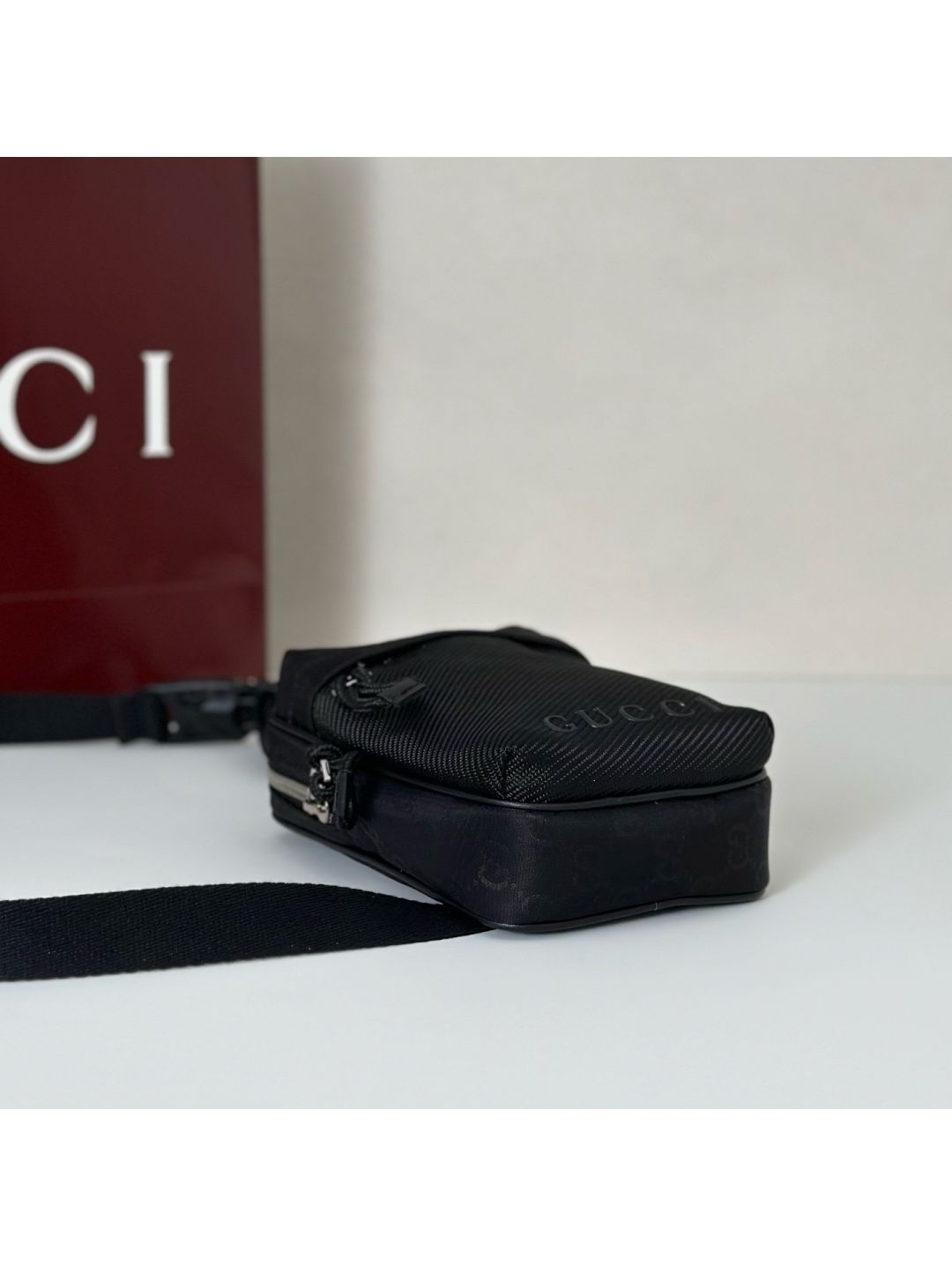 gg-canvas-sling-crossbody-bag-in-black-rxgui292553-04