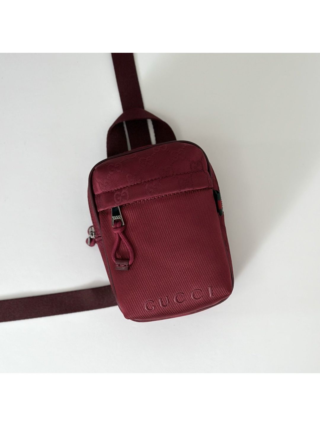 gg-canvas-sling-crossbody-bag-in-burgundy-rxgui292558-05
