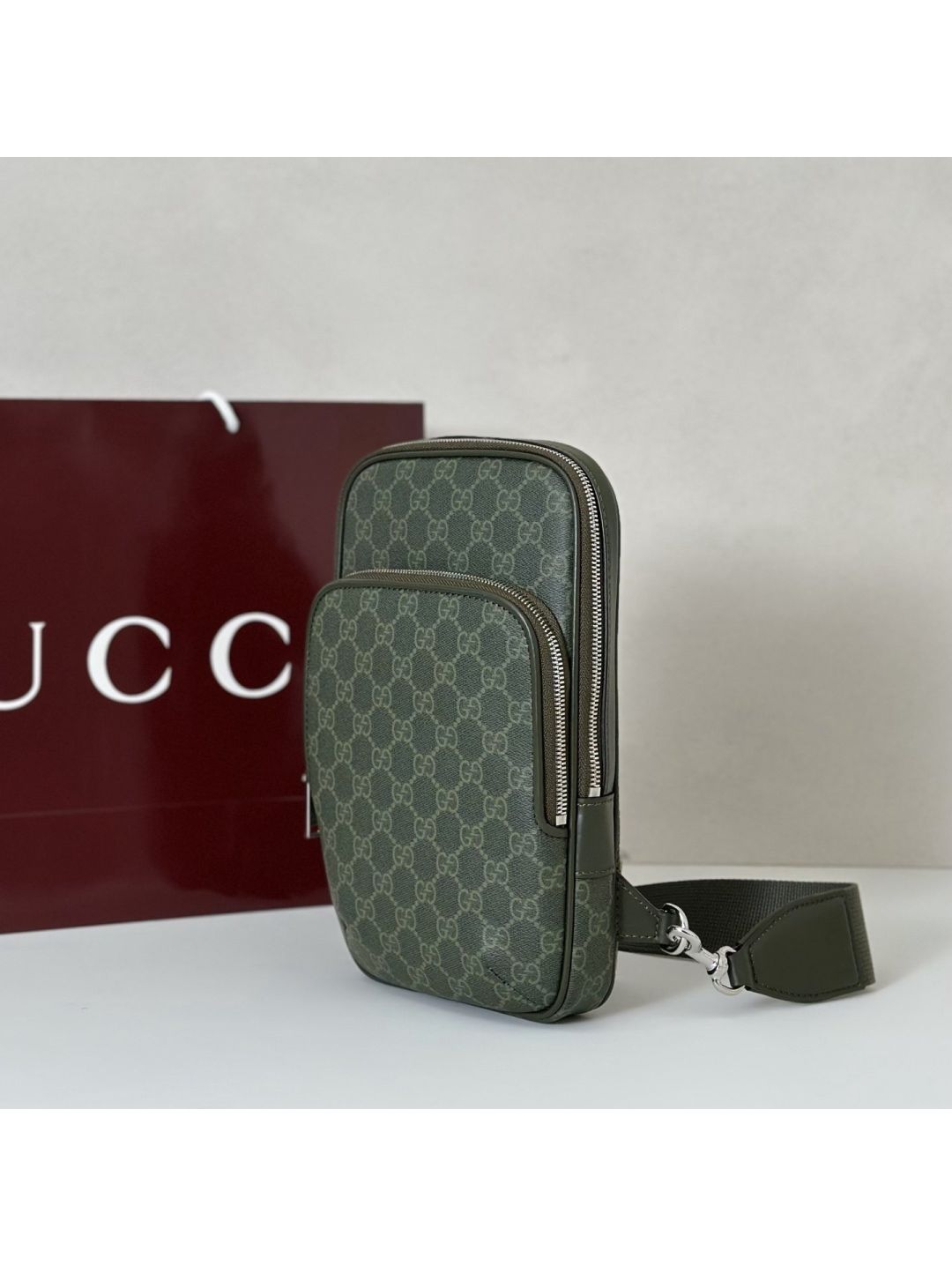 gg-canvas-sling-crossbody-bag-in-green-rxgui292565-02