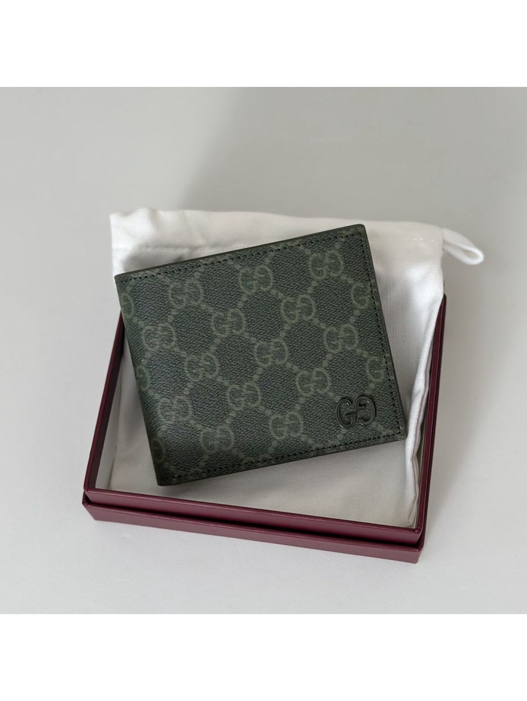 gg-canvas-wallet-in-green-rxgui292511-03