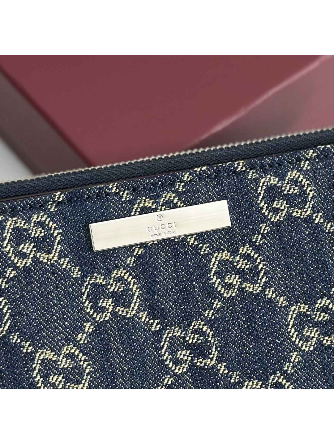 gg-canvas-wallet-in-navy-rxgui292466-03