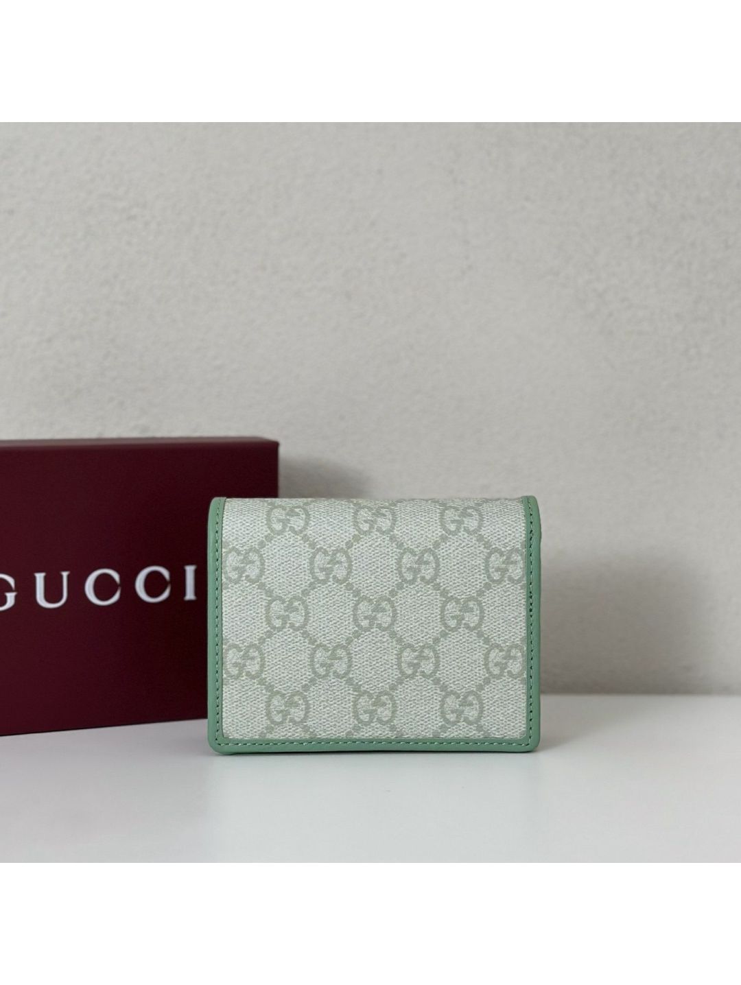 gg-canvas-wallet-in-sage-green-green-rxgui292554-03