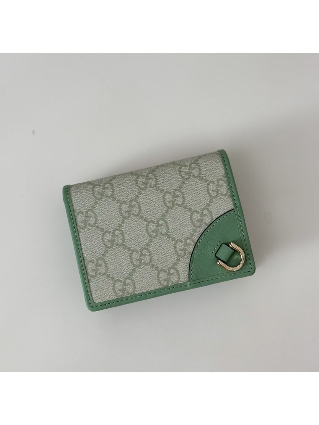 gg-canvas-wallet-in-sage-green-green-rxgui292554-04