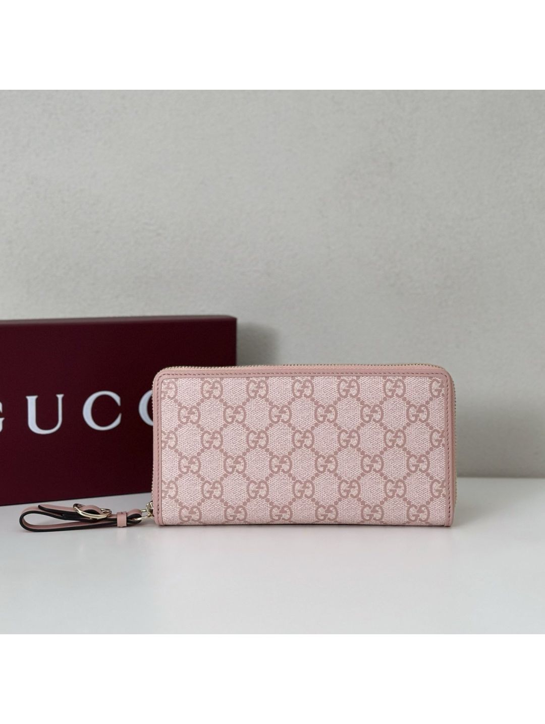 gg-canvas-zip-wallet-in-pink-rxgui292494-01