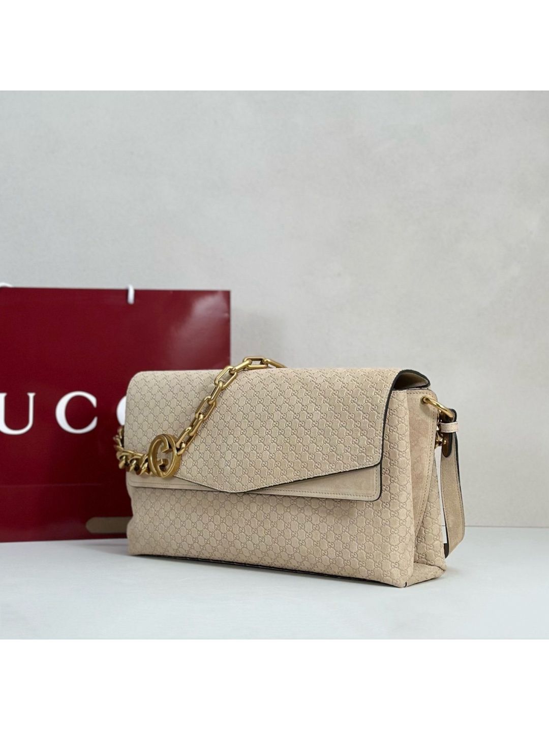 gg-chain-flap-shoulder-bag-in-beige-rxgui292488-02