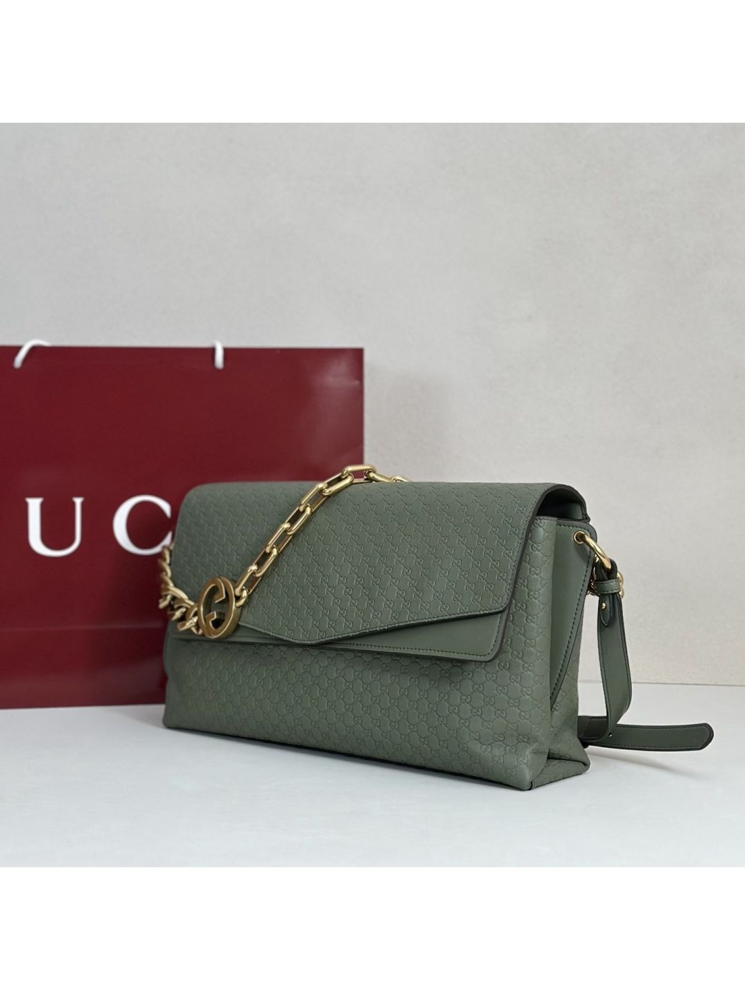 gg-chain-flap-shoulder-bag-in-sage-green-rxgui292485-02