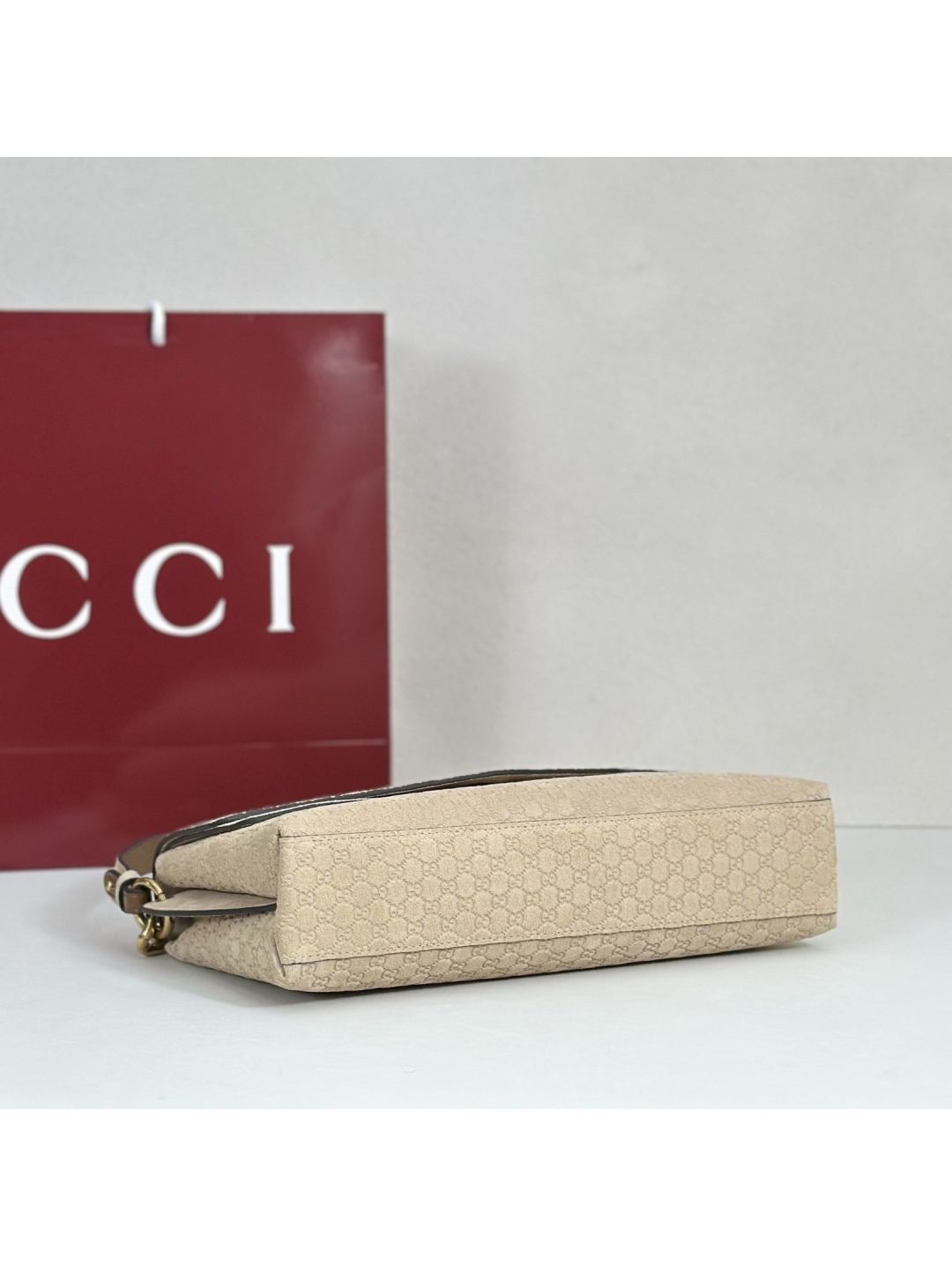gg-chain-shoulder-bag-in-beige-rxgui292400-04