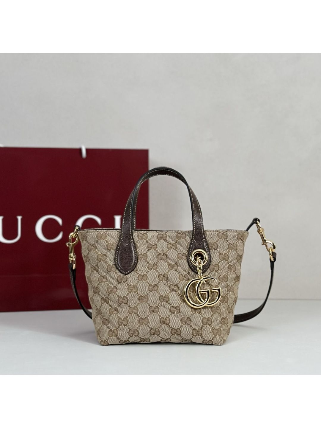 gg-charm-canvas-tote-in-beige-brown-rxgui292411-01