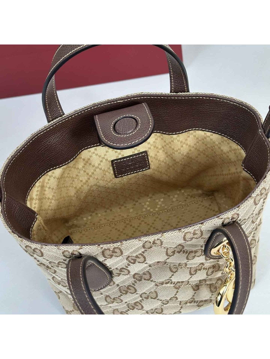 gg-charm-canvas-tote-in-beige-brown-rxgui292411-09