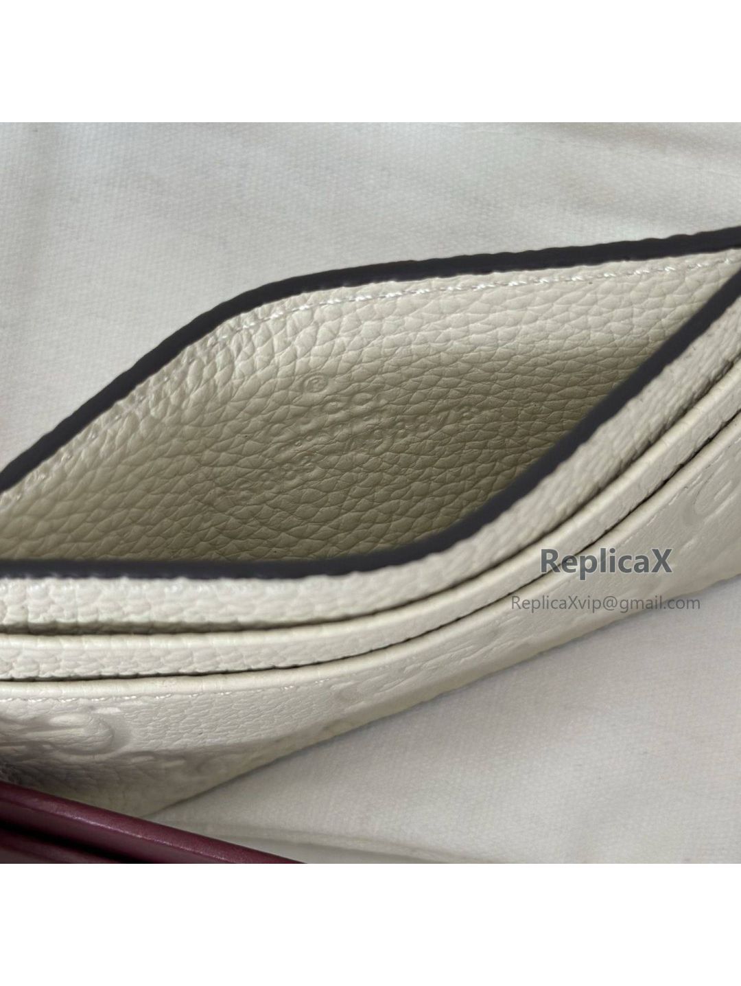 gg-emblem-card-case-815883-in-ivory-rxgui271498-04