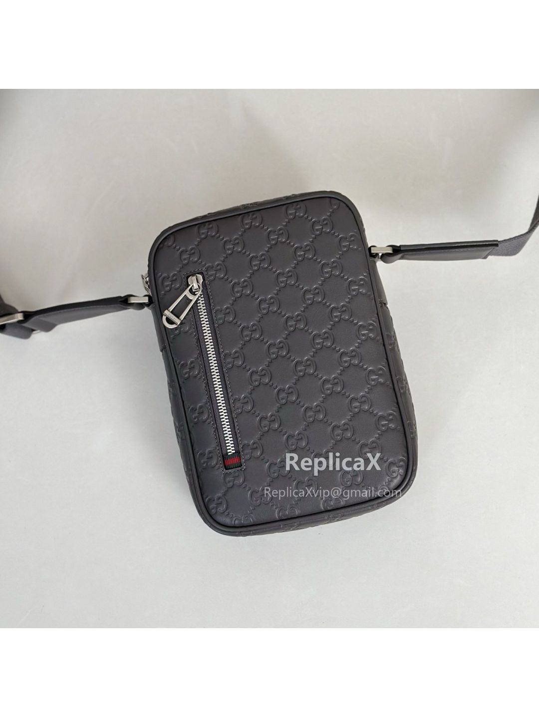 gg-emblem-small-crossbody-bag-850238-in-grey-rxgui271521-05