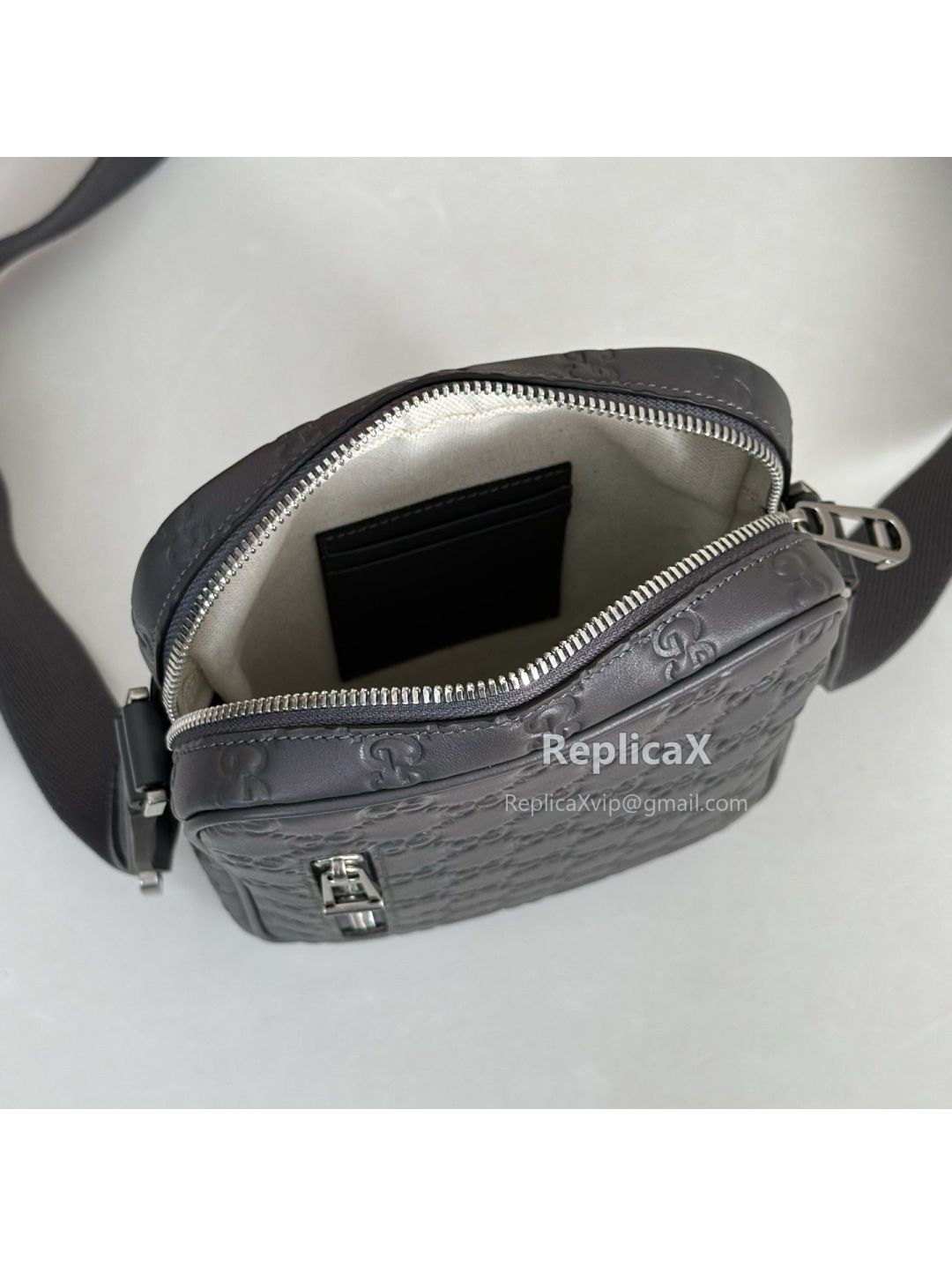 gg-emblem-small-crossbody-bag-850238-in-grey-rxgui271521-06