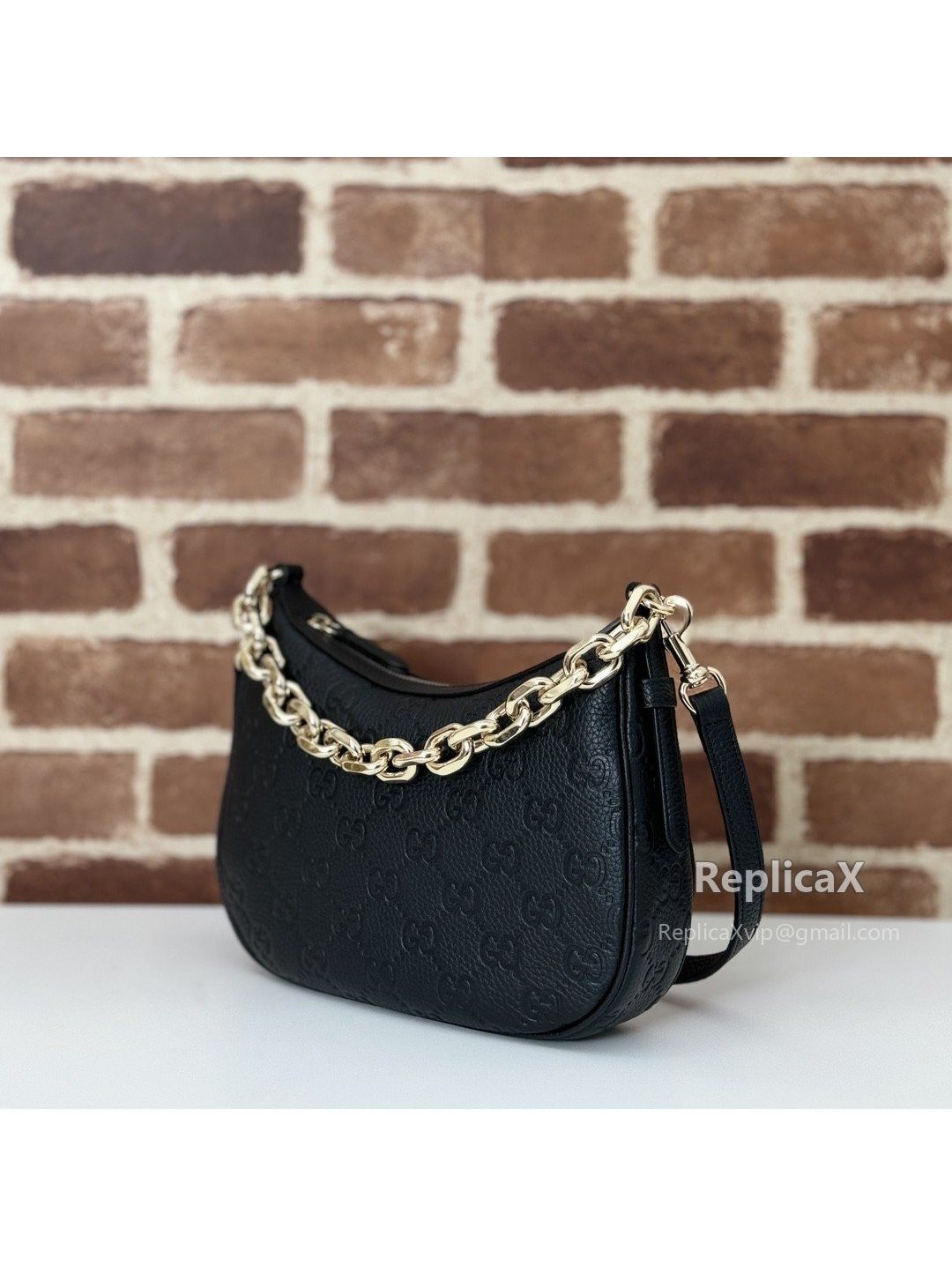 gg-emblem-small-hobo-shoulder-bag-black-gg-grainy-leather-rxgui271540-02