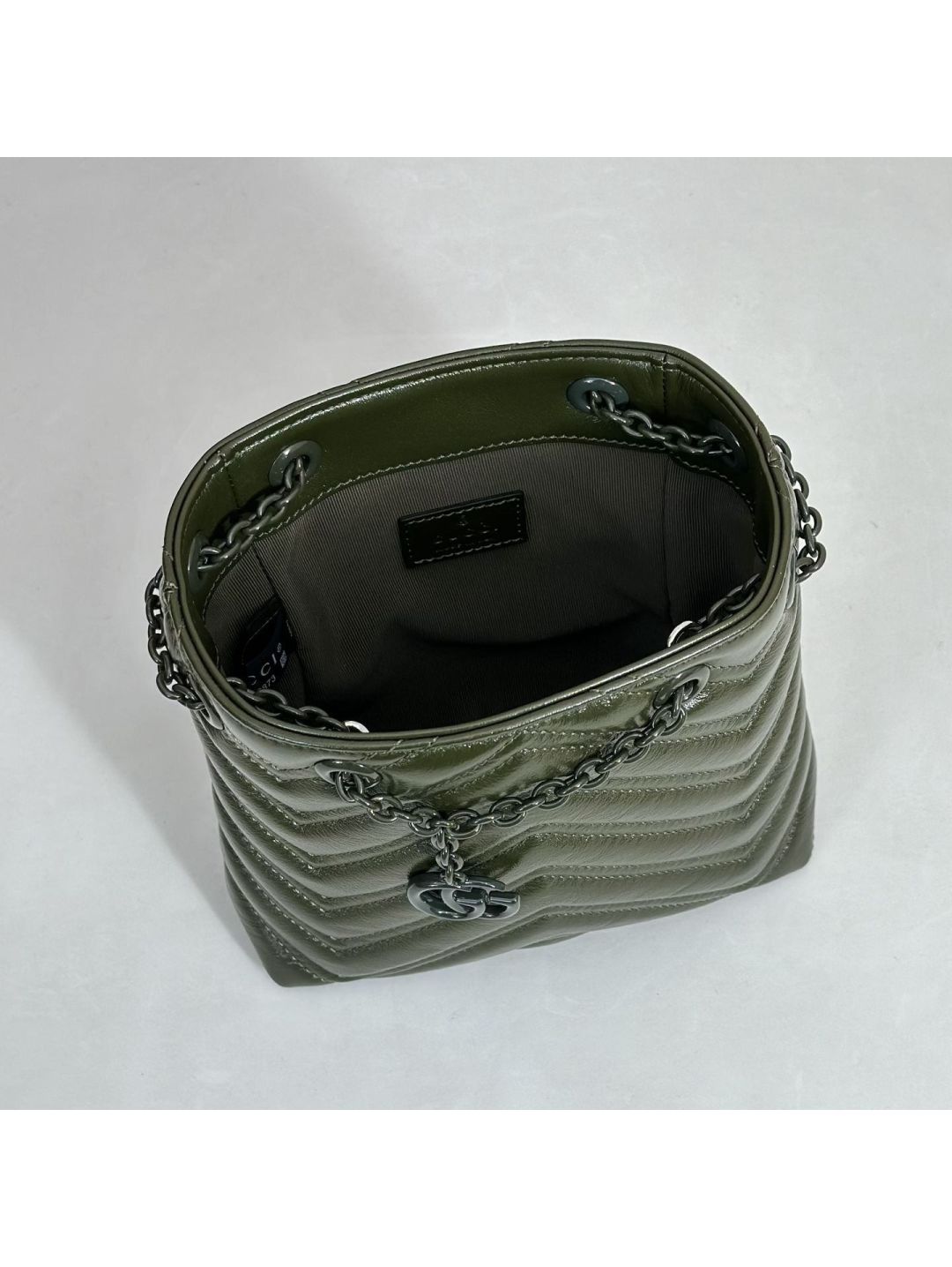 gg-marmont-bucket-bag-in-green-rxgui292449-06