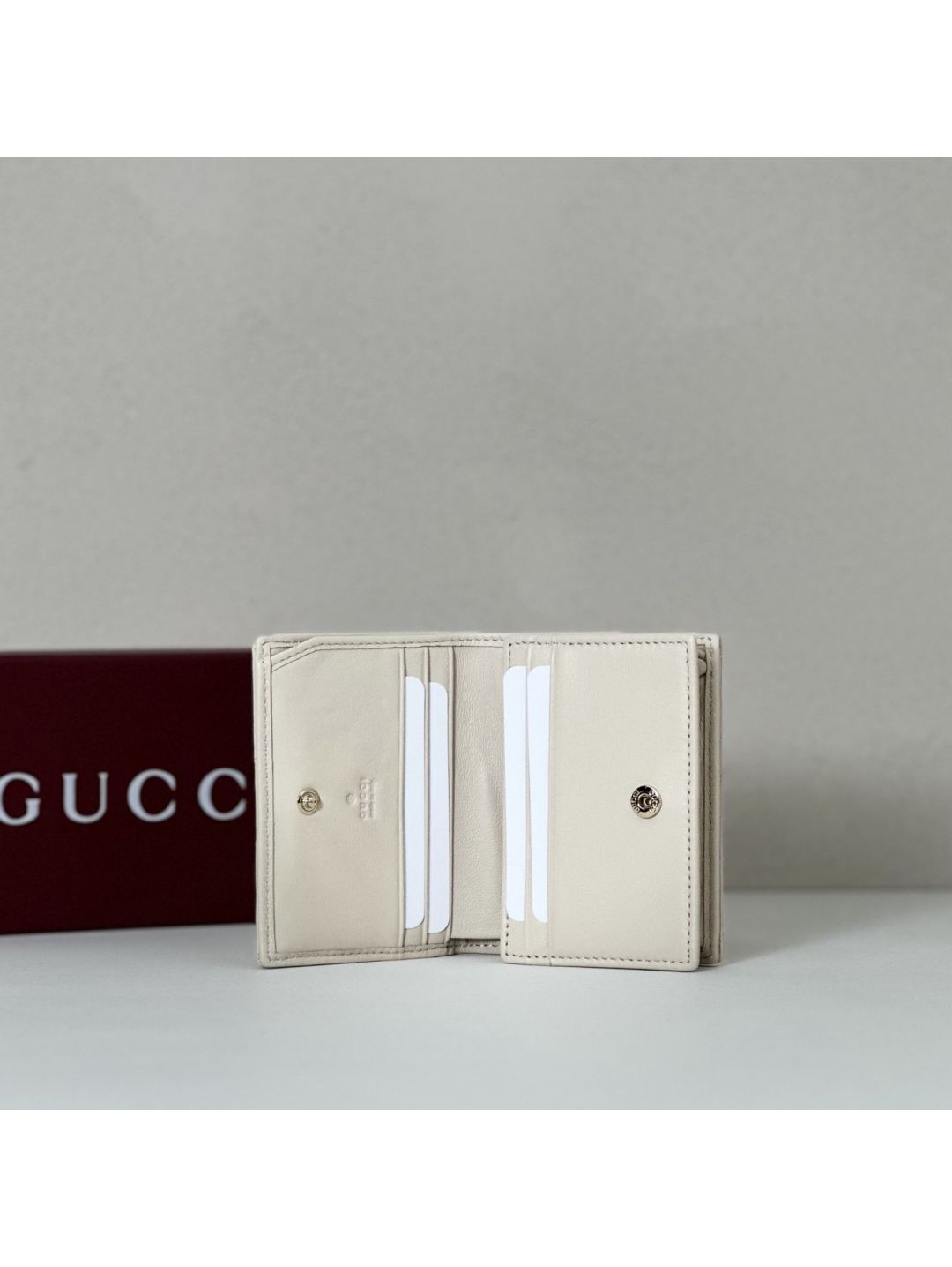 gg-marmont-card-case-white-466492-rxgui271124-04