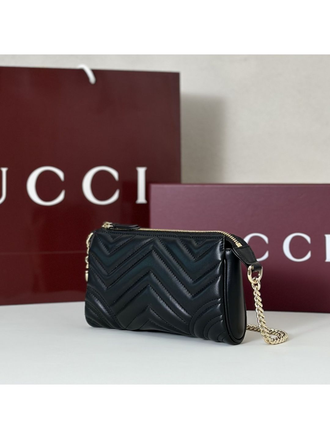 gg-marmont-shoulder-bag-in-black-rxgui292528-02