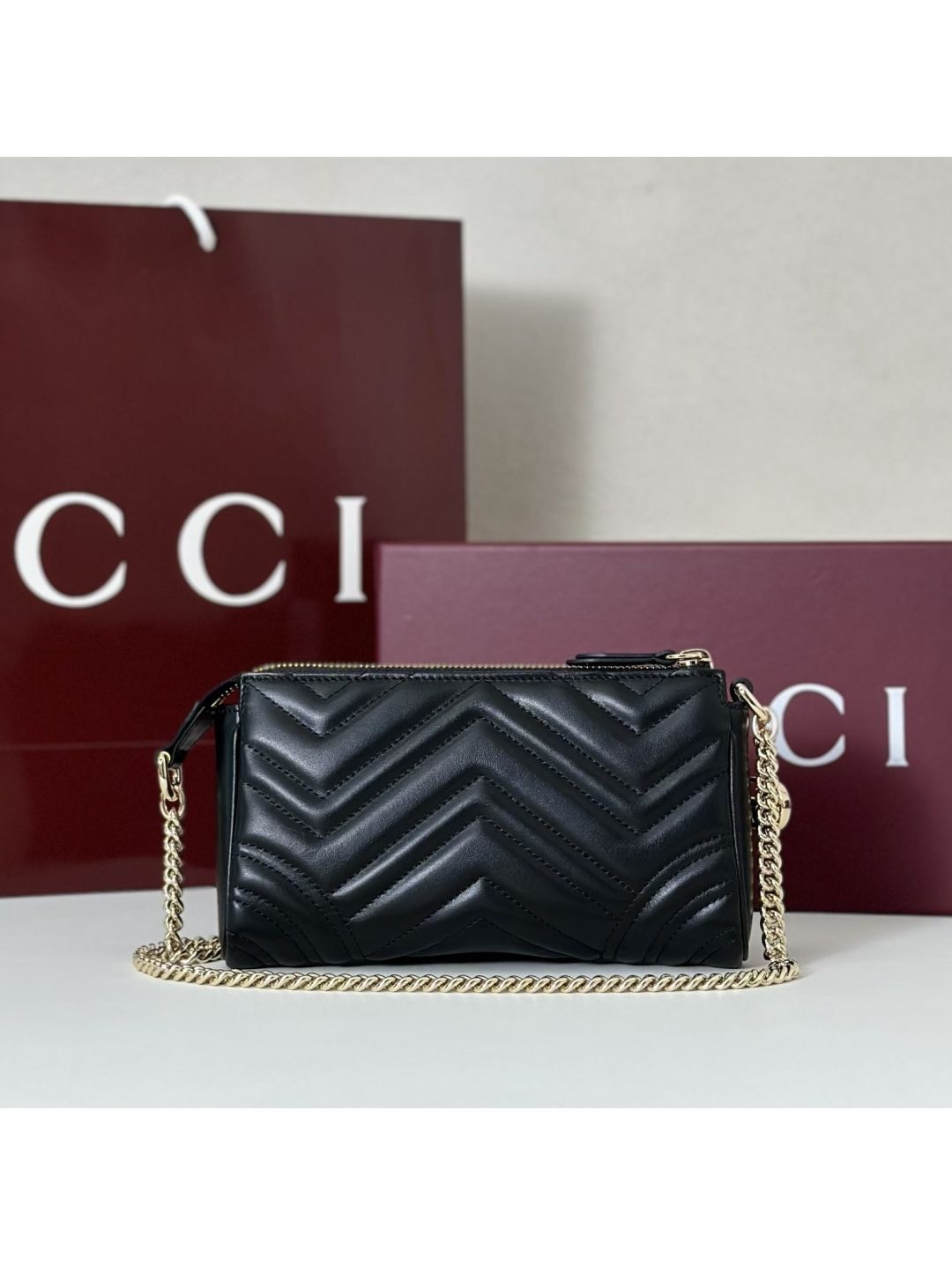 gg-marmont-shoulder-bag-in-black-rxgui292528-03
