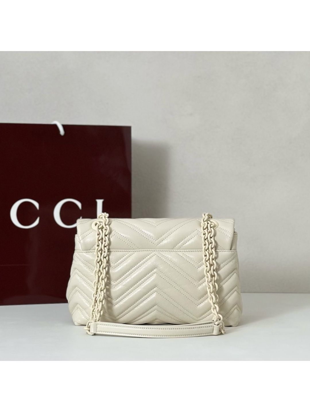 gg-marmont-shoulder-bag-in-ivory-rxgui292429-03