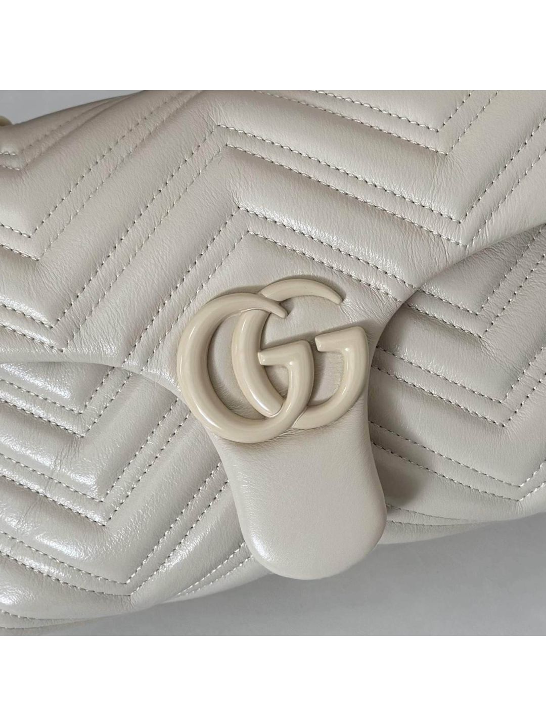 gg-marmont-shoulder-bag-in-ivory-rxgui292429-06
