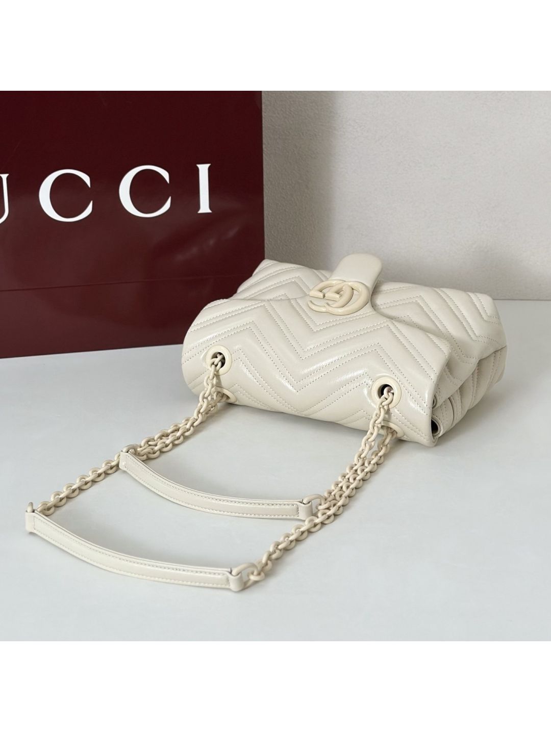 gg-marmont-shoulder-bag-in-ivory-rxgui292429-07