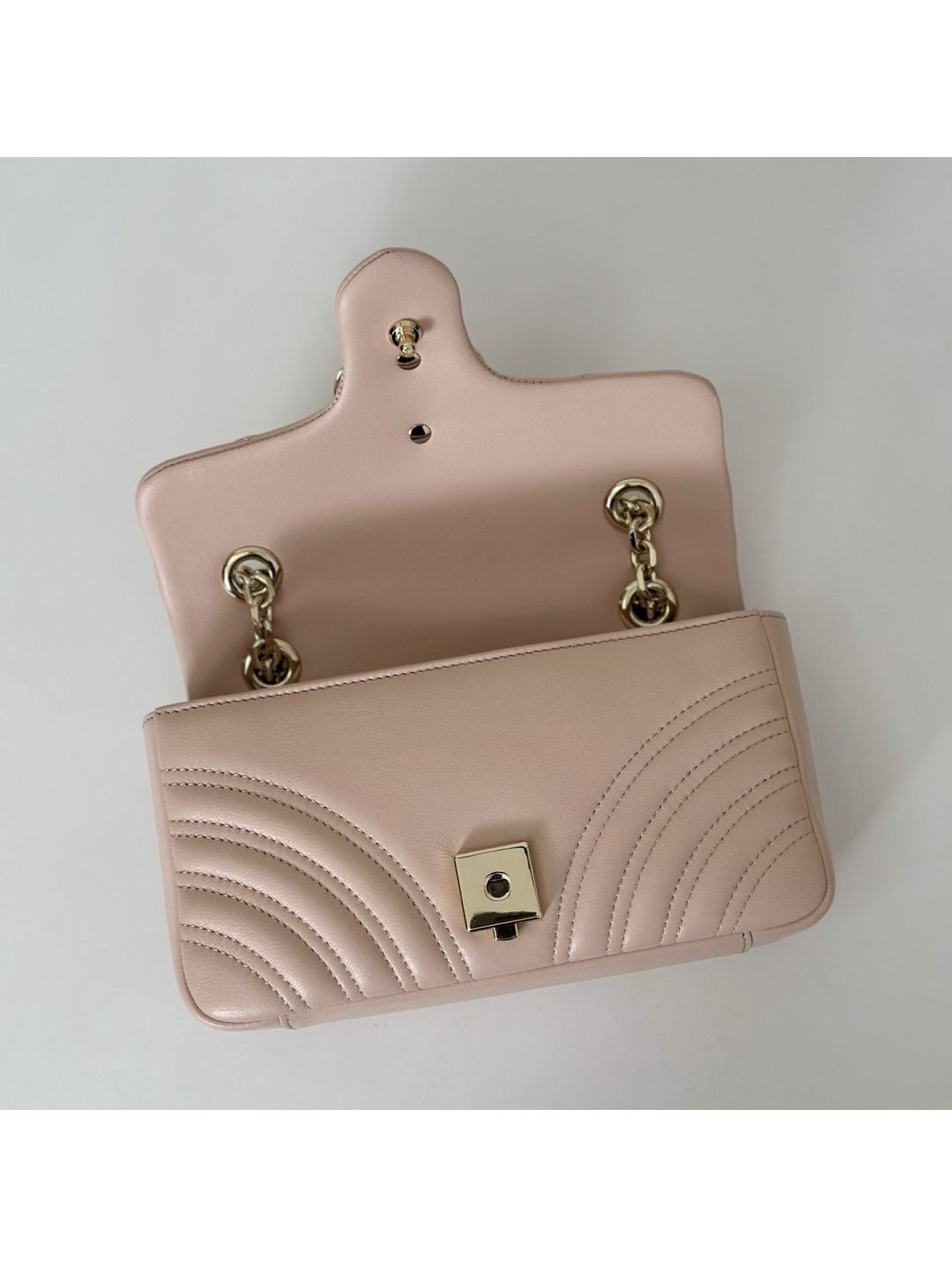 gg-marmont-shoulder-bag-in-nude-rxgui292461-07