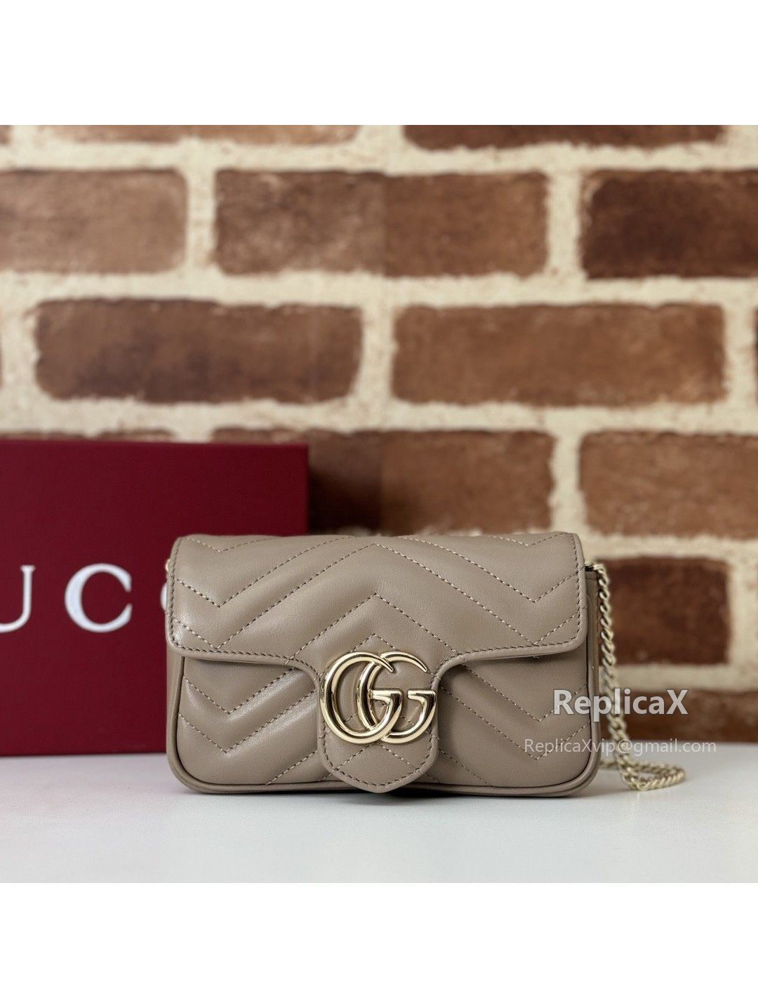 gg-marmont-super-mini-chain-shoulder-bag-beige-leather-476-rxgui271388-01